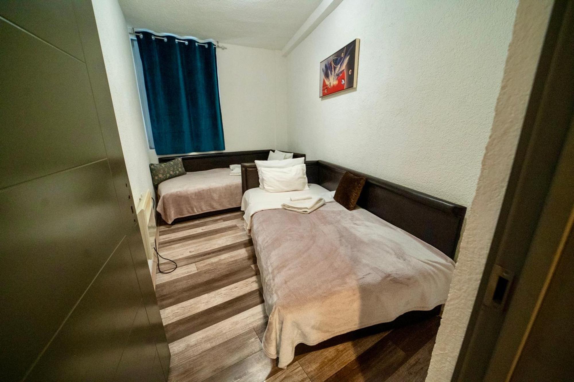 Apartmani Aleksandra U Centru Grada Kragujevac Buitenkant foto